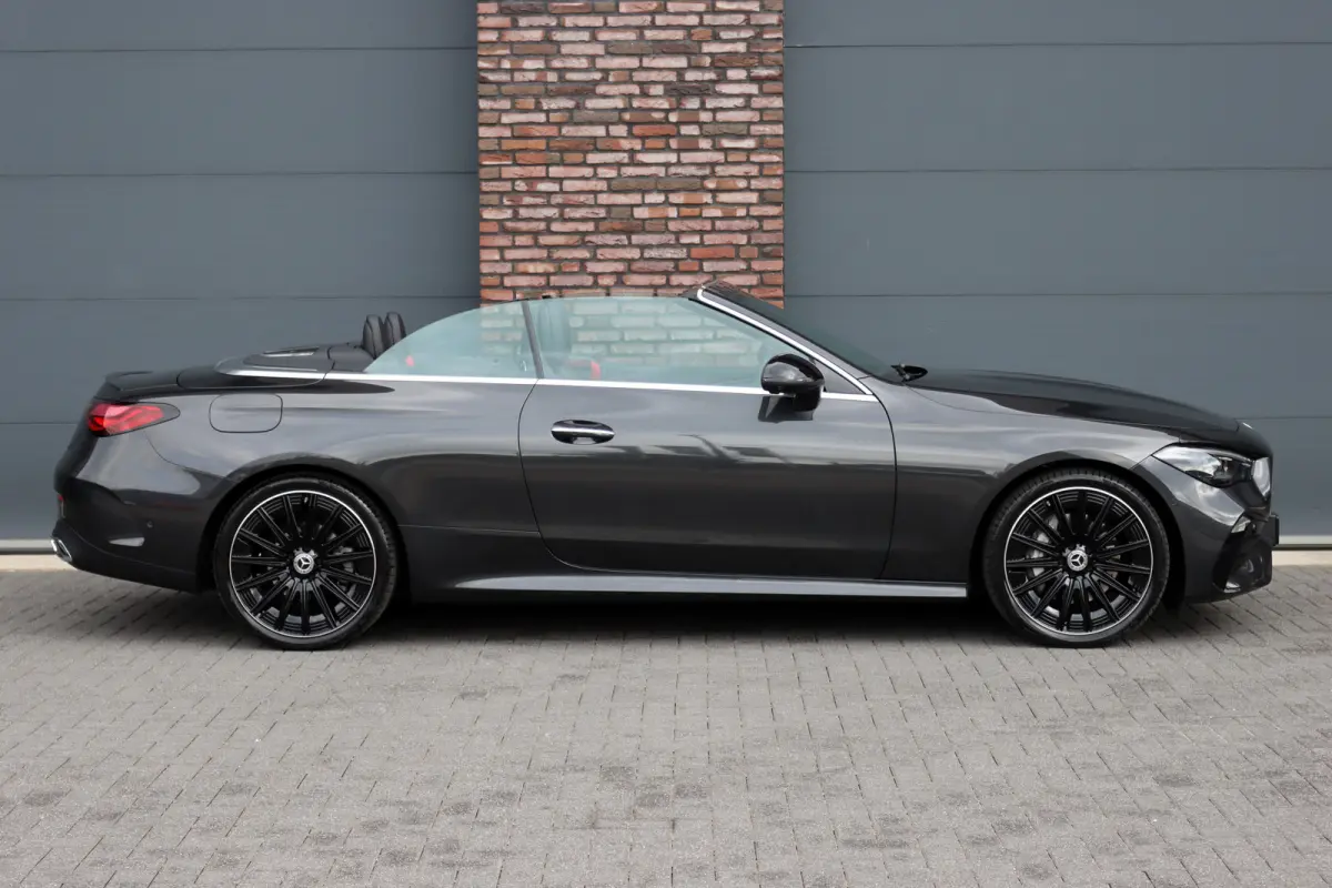 200 AMG Line | Distronic | Airscarf | Memory | Burmester | Keyless Go | Cabriocomfortpakket | Verwarmd Stuurwiel | Surround Camera |
