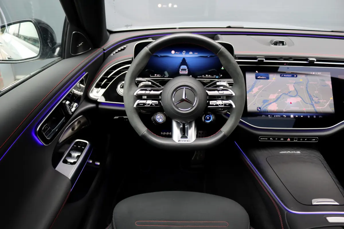 AMG 53 4MATIC+ | 612pk | AMG Dynamic Plus | Achterasbesturing | Hyperscreen | Distronic+ | HUD | Burmester | Digital Light | Panoramadak | Surround Camera |