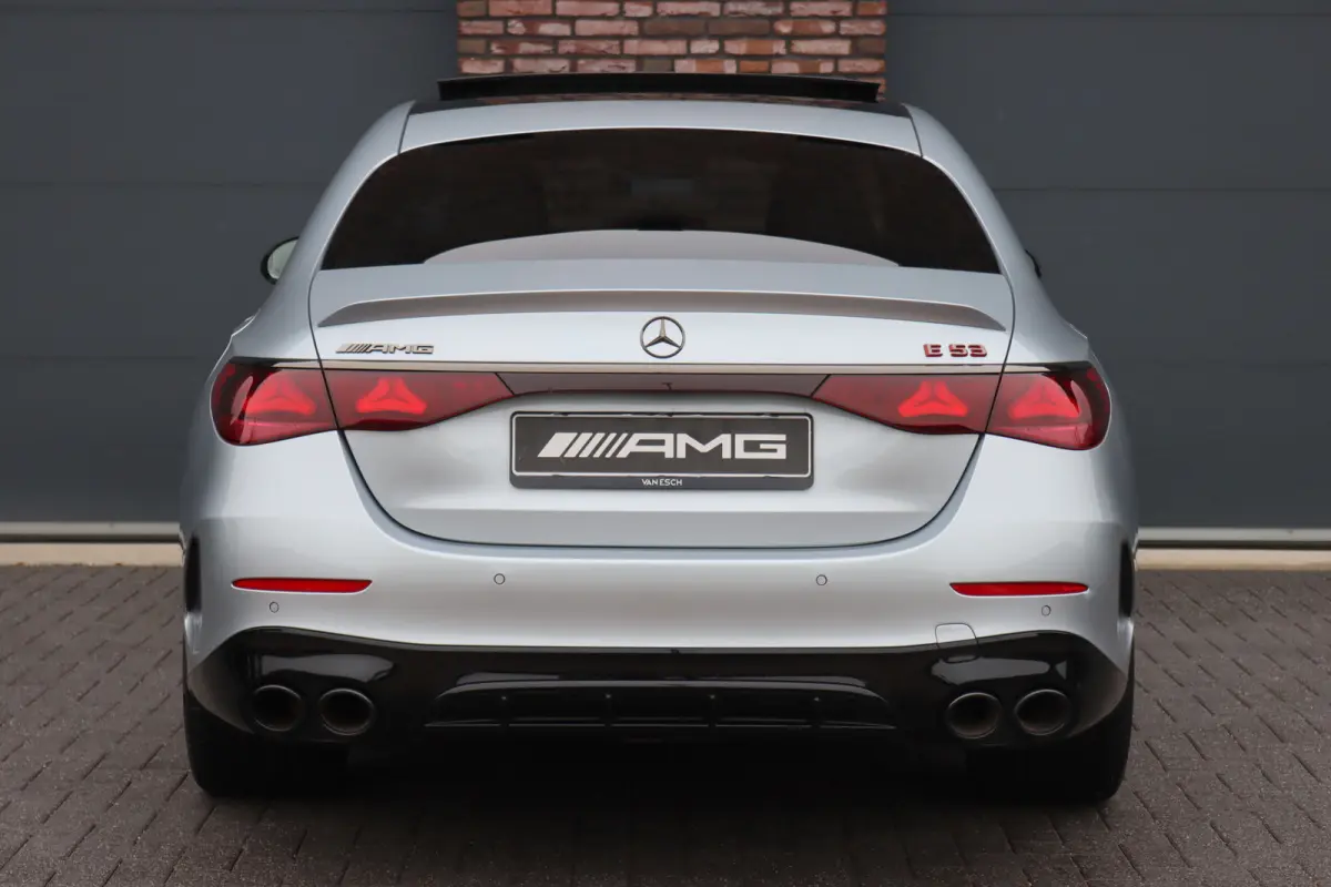 AMG 53 4MATIC+ | 612pk | AMG Dynamic Plus | Achterasbesturing | Hyperscreen | Distronic+ | HUD | Burmester | Digital Light | Panoramadak | Surround Camera |