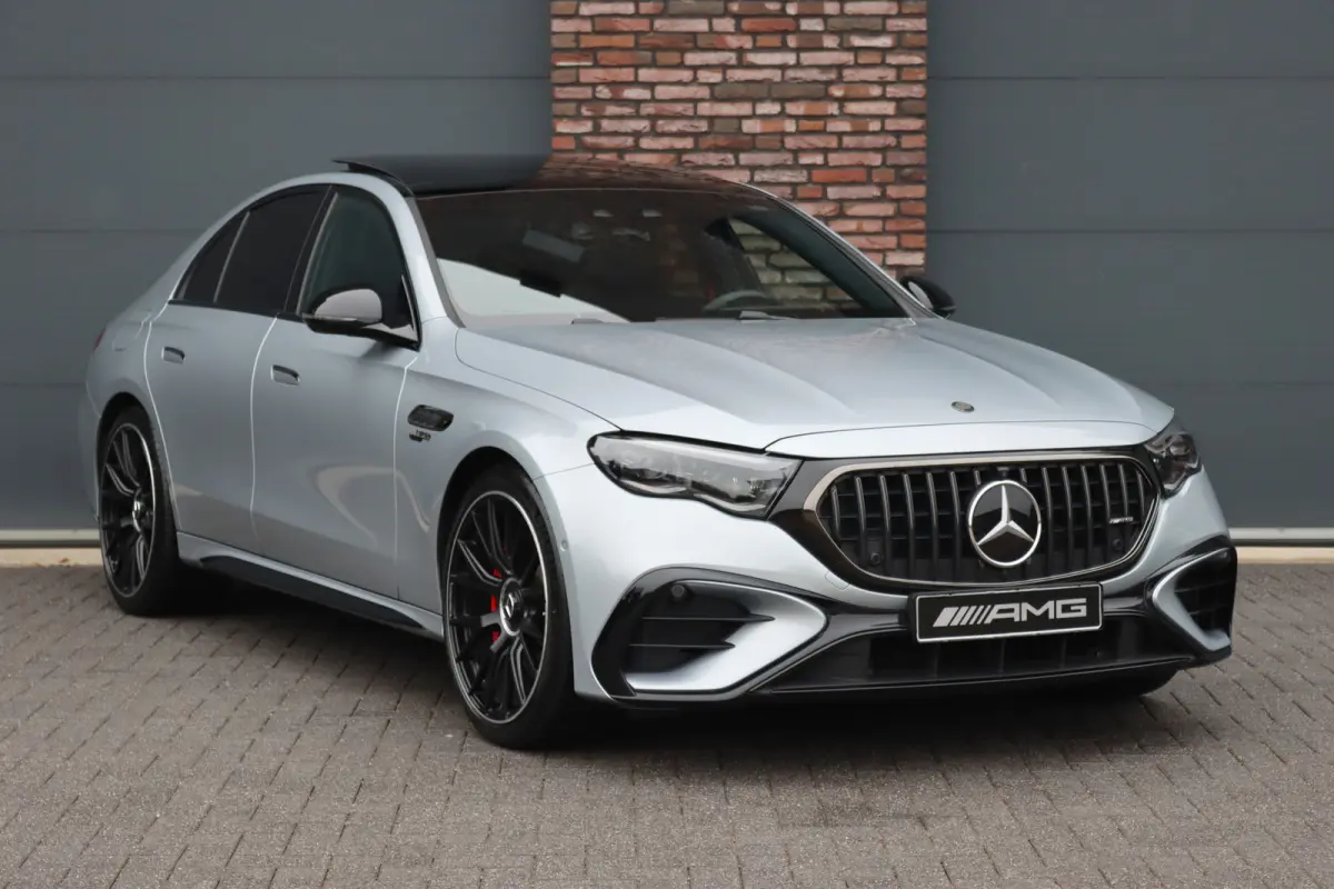 AMG 53 4MATIC+ | 612pk | AMG Dynamic Plus | Achterasbesturing | Hyperscreen | Distronic+ | HUD | Burmester | Digital Light | Panoramadak | Surround Camera |
