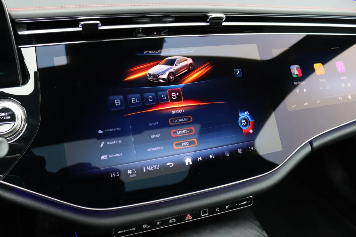 AMG 53 4MATIC+ | 612pk | AMG Dynamic Plus | Achterasbesturing | Hyperscreen | Distronic+ | HUD | Burmester | Digital Light | Panoramadak | Surround Camera |