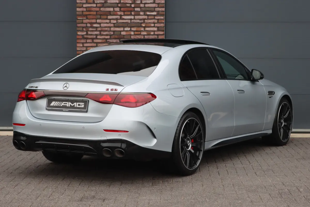AMG 53 4MATIC+ | 612pk | AMG Dynamic Plus | Achterasbesturing | Hyperscreen | Distronic+ | HUD | Burmester | Digital Light | Panoramadak | Surround Camera |
