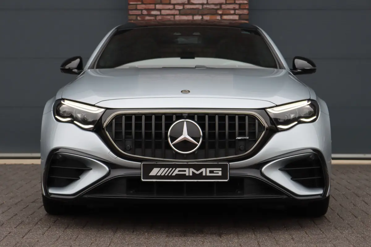 AMG 53 4MATIC+ | 612pk | AMG Dynamic Plus | Achterasbesturing | Hyperscreen | Distronic+ | HUD | Burmester | Digital Light | Panoramadak | Surround Camera |