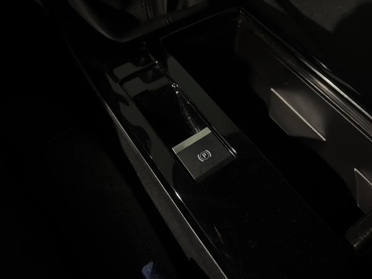 100 You | Navigatie | Apple Carplay/Android Auto | Cruise control | Airco | LED