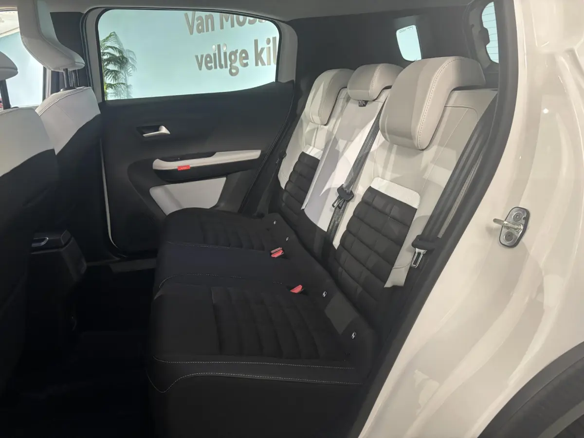 1.2 Hybrid 145pk Max | Stoel/Stuur/Voorruitverwarming| APPLE CARPLAY & ANDROID AUTO | CAMERA | NAVI | DAB
