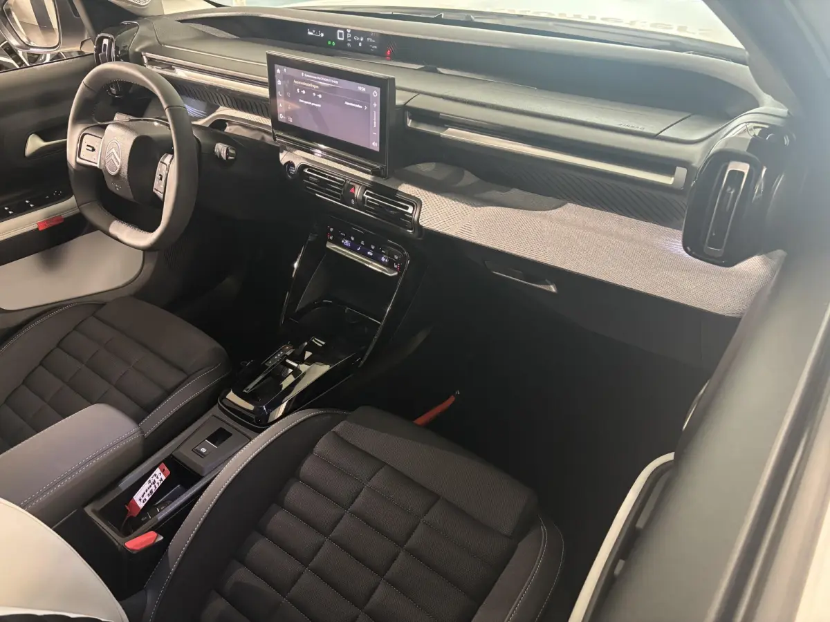 1.2 Hybrid 145pk Max | Stoel/Stuur/Voorruitverwarming| APPLE CARPLAY & ANDROID AUTO | CAMERA | NAVI | DAB
