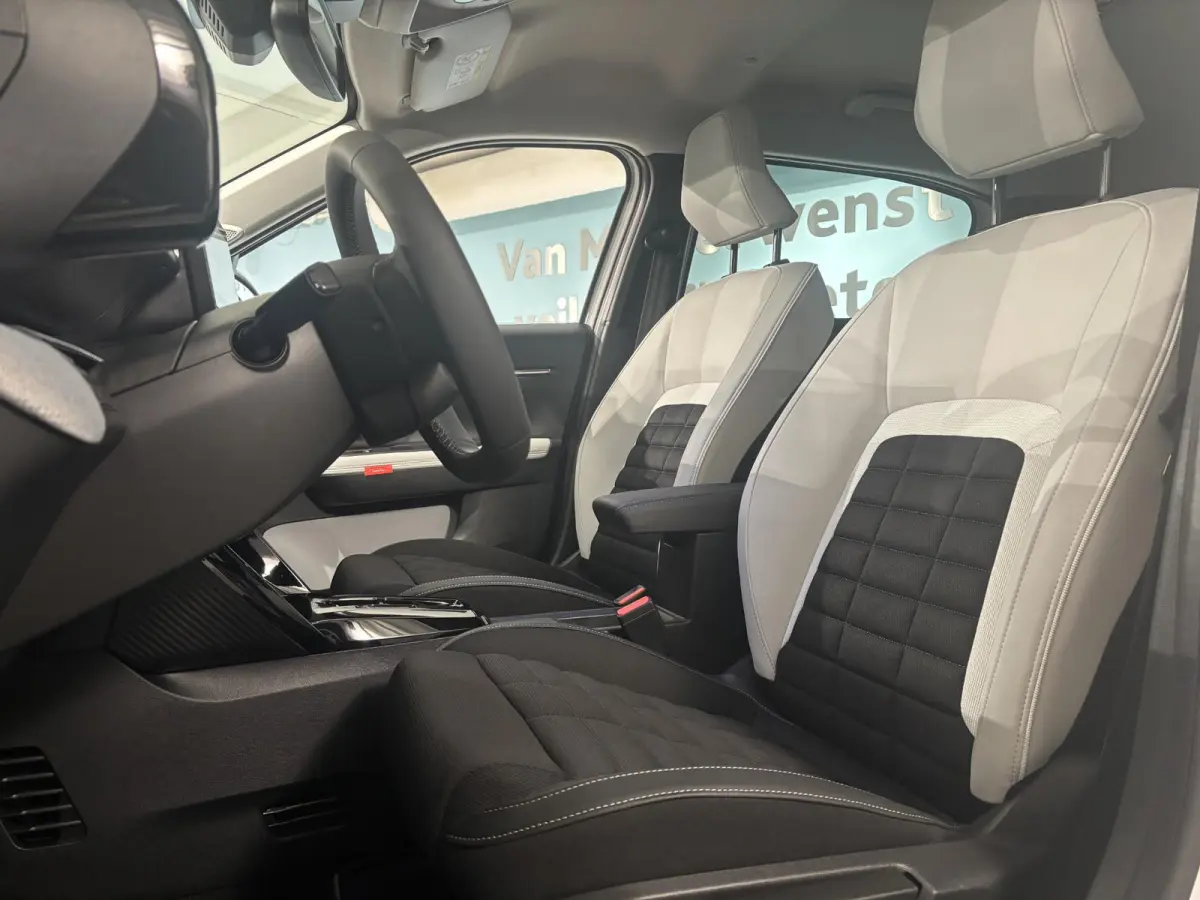 1.2 Hybrid 145pk Max | Stoel/Stuur/Voorruitverwarming| APPLE CARPLAY & ANDROID AUTO | CAMERA | NAVI | DAB