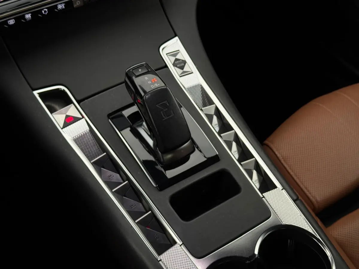E-Tense Performance LEDER|LED|CLIMATE|CR CONTROL