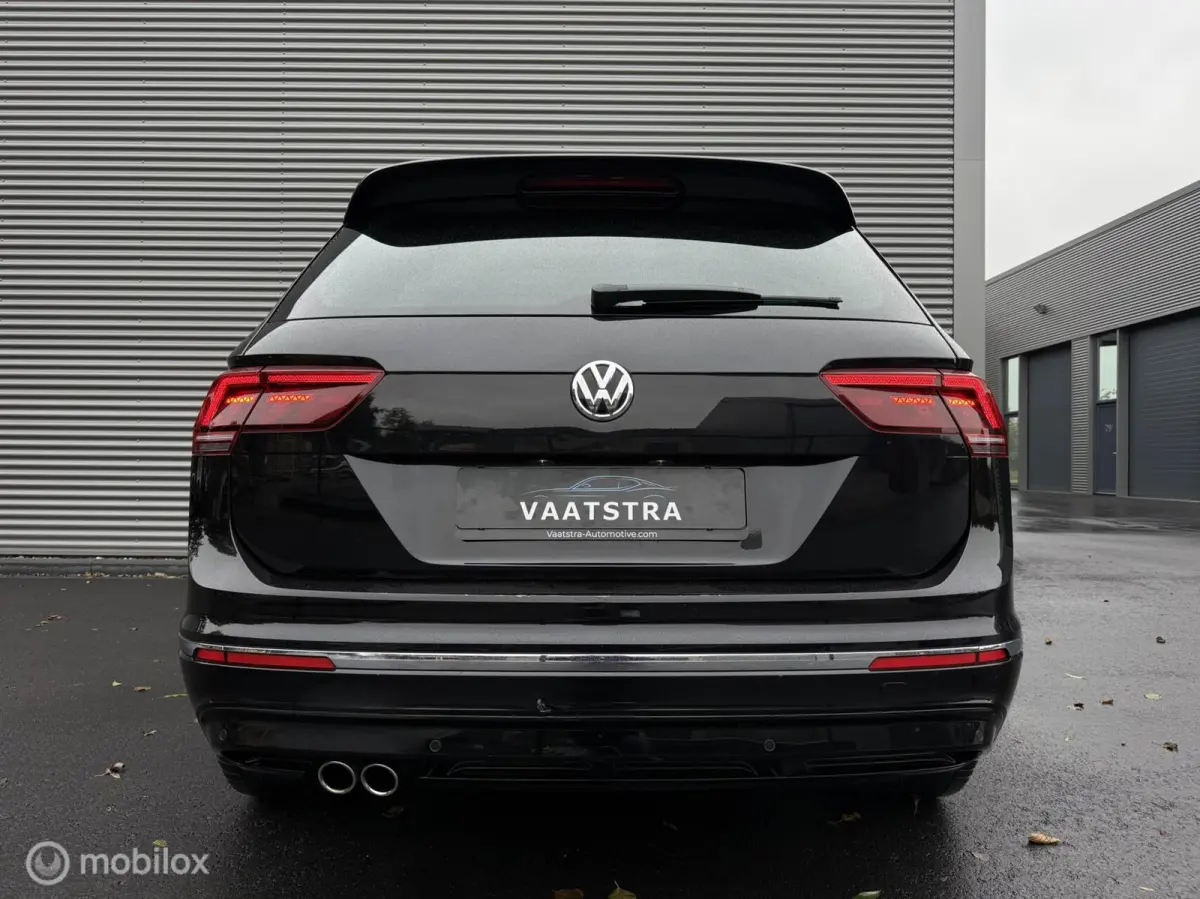 1.5 TSI ACT Highline Business R | Pano | Elek trekhaak | Carplay | LED | ACC | Stoelmassage | Stoelverwarming | Bomvol opties!