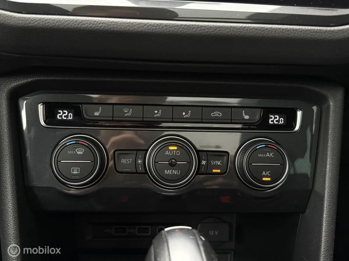 1.5 TSI ACT Highline Business R | Pano | Elek trekhaak | Carplay | LED | ACC | Stoelmassage | Stoelverwarming | Bomvol opties!