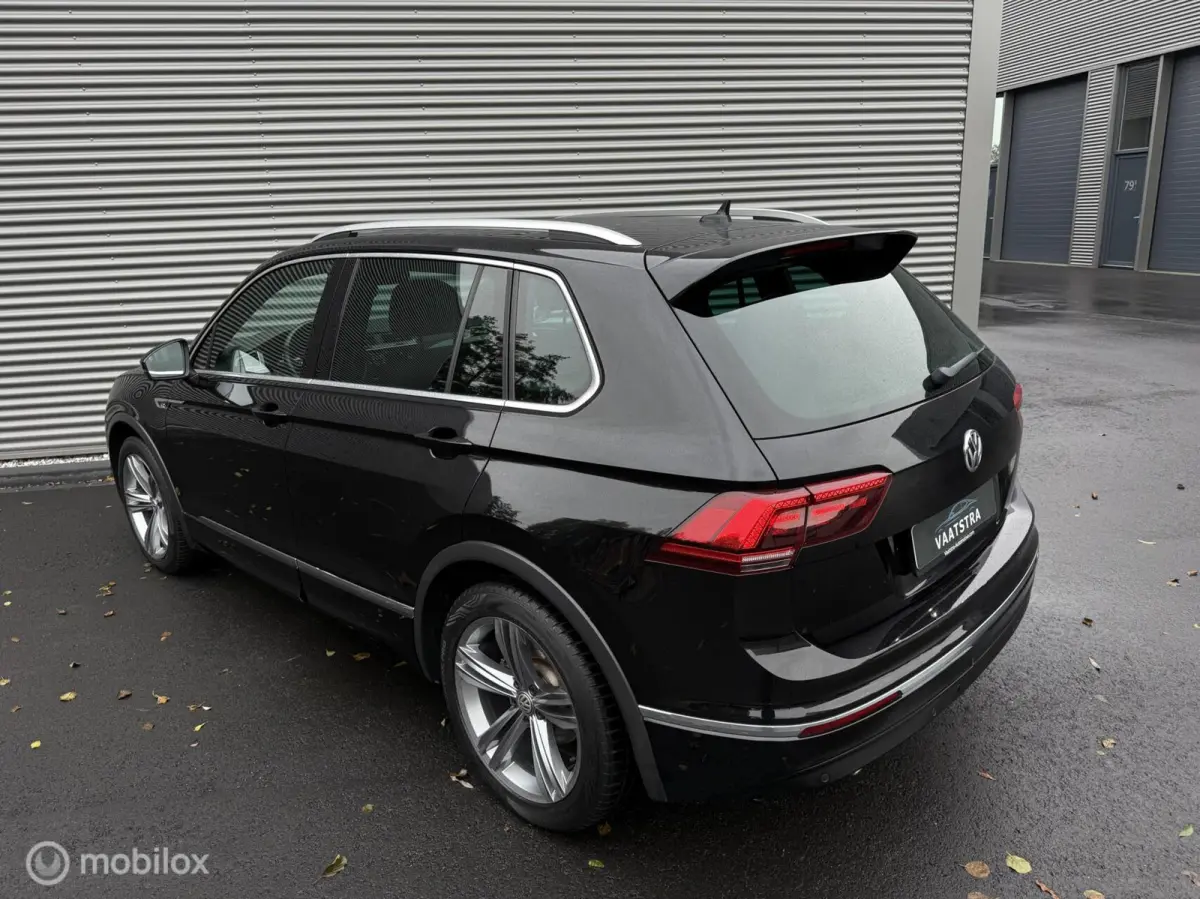 1.5 TSI ACT Highline Business R | Pano | Elek trekhaak | Carplay | LED | ACC | Stoelmassage | Stoelverwarming | Bomvol opties!