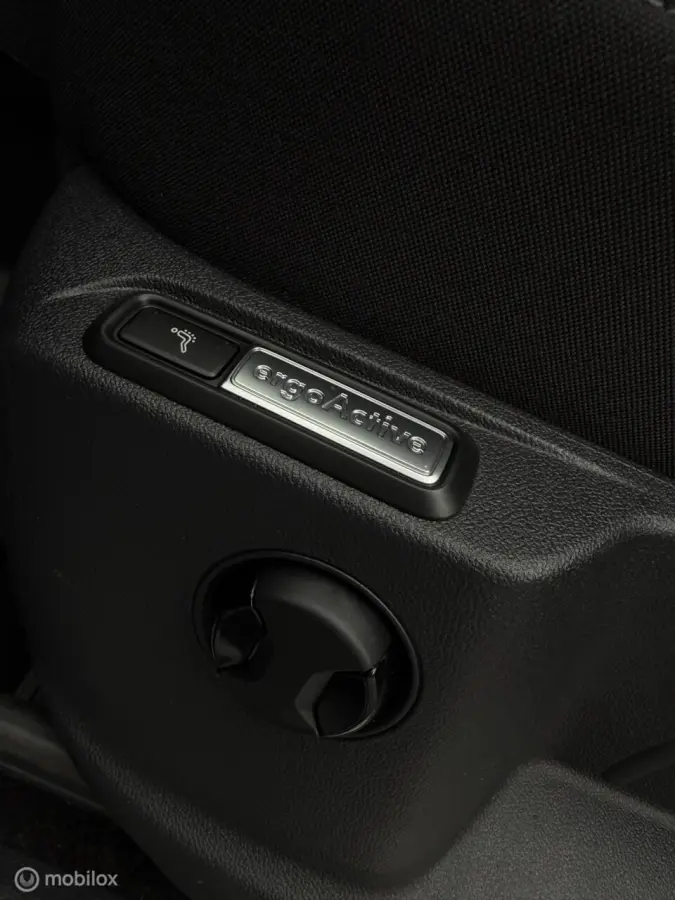 1.5 TSI ACT Highline Business R | Pano | Elek trekhaak | Carplay | LED | ACC | Stoelmassage | Stoelverwarming | Bomvol opties!