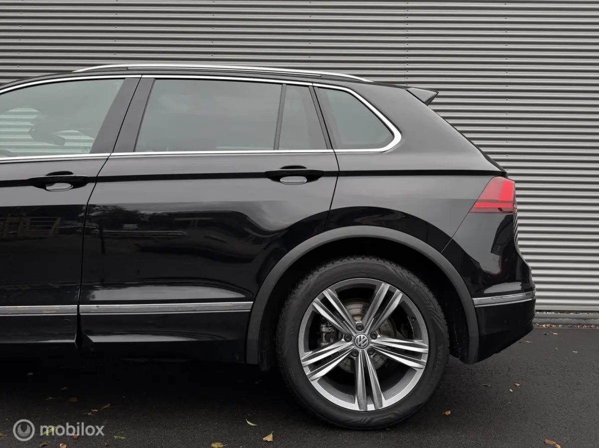 1.5 TSI ACT Highline Business R | Pano | Elek trekhaak | Carplay | LED | ACC | Stoelmassage | Stoelverwarming | Bomvol opties!