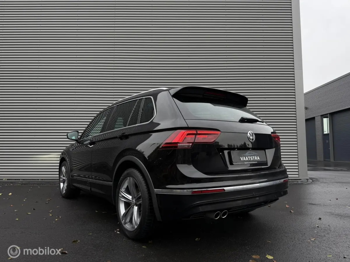 1.5 TSI ACT Highline Business R | Pano | Elek trekhaak | Carplay | LED | ACC | Stoelmassage | Stoelverwarming | Bomvol opties!