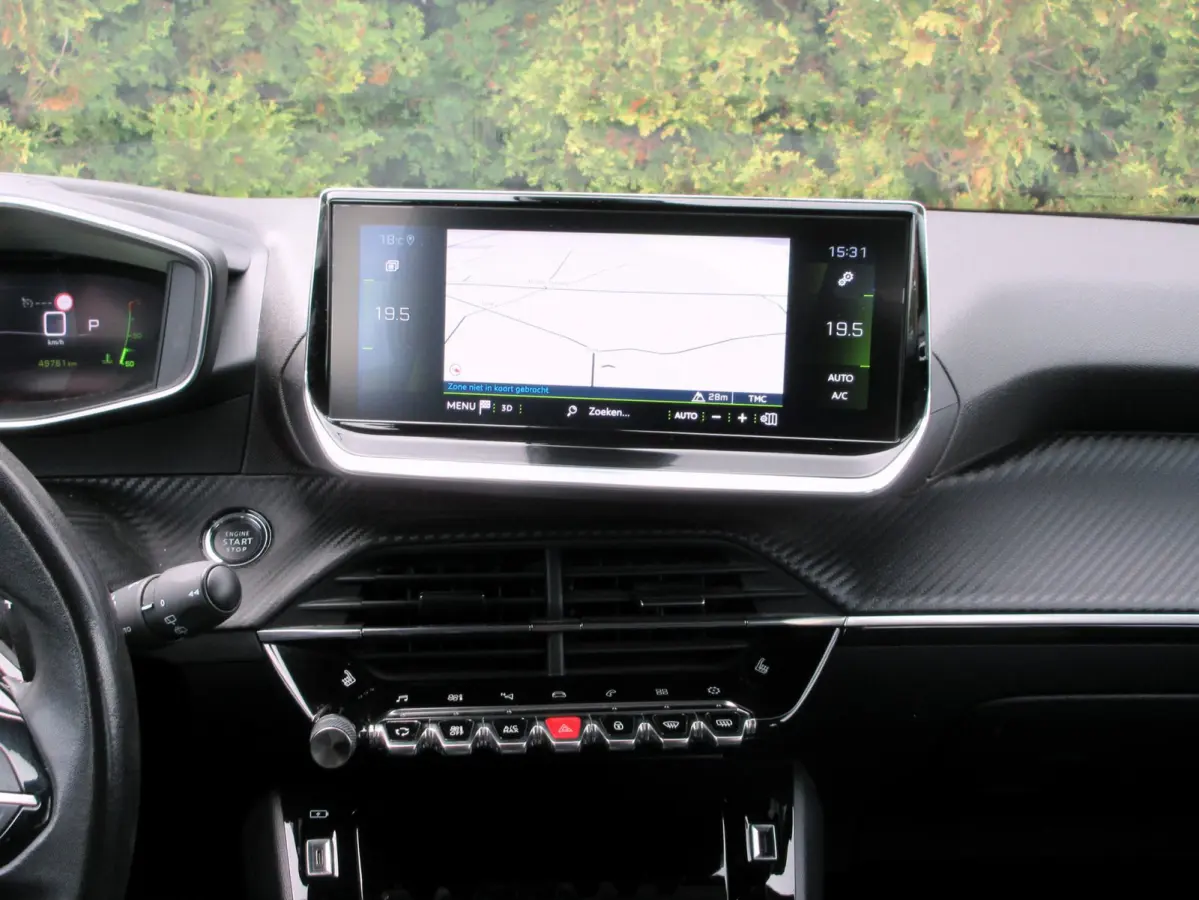 1.2 PureTech Allure Automaat * Navi * Trekhaak *