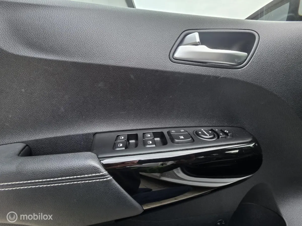 1.0 CVVT Design Edition, Full Options, Carplay