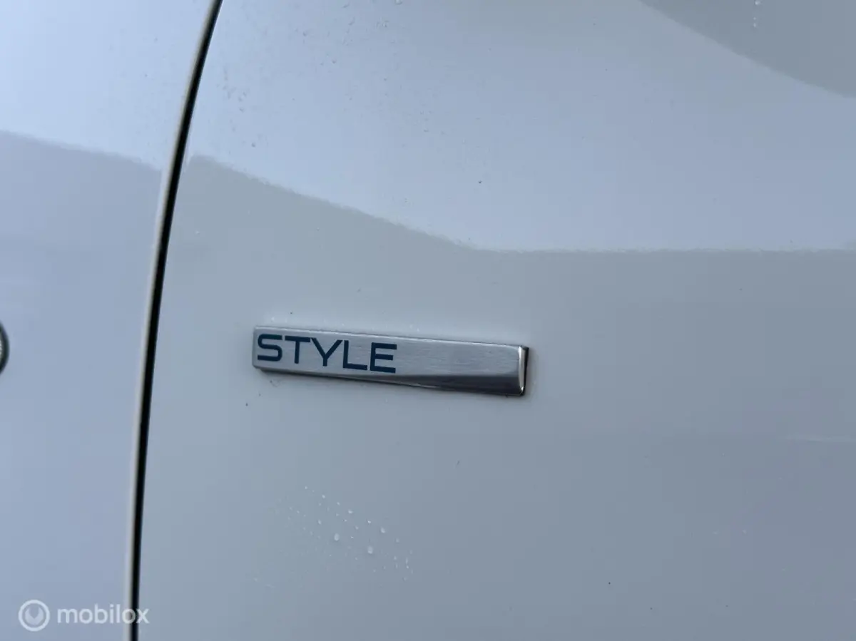 1.0 e-VTi Style | 2020 | Airco | NAP |