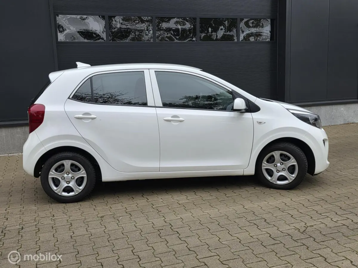 1.0 MPi ComfortLine, 34.000 km NAP, Carplay!