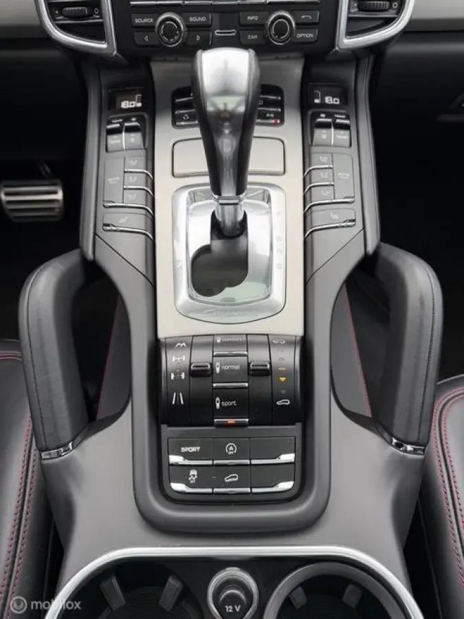 4.8 GTS Pano-Burmeister-Alcantara-NL-Auto