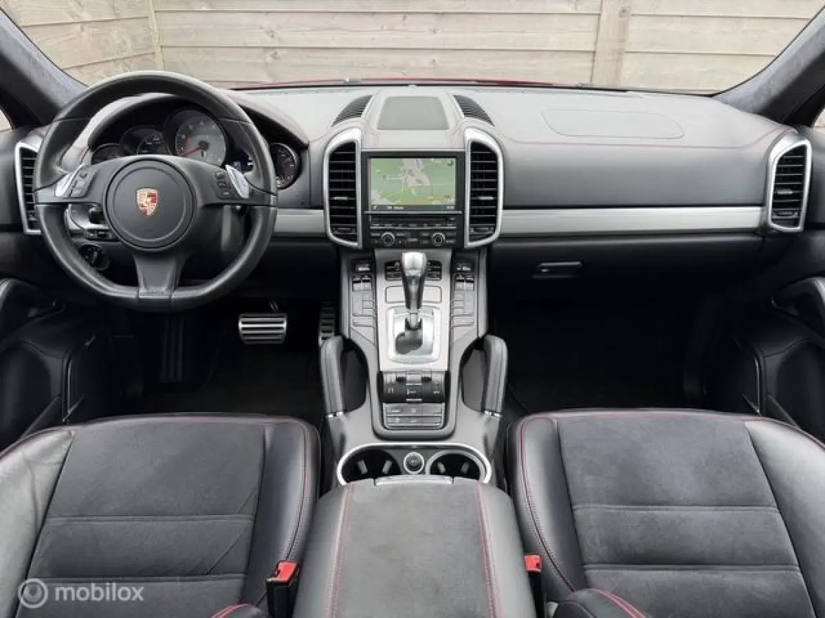 4.8 GTS Pano-Burmeister-Alcantara-NL-Auto
