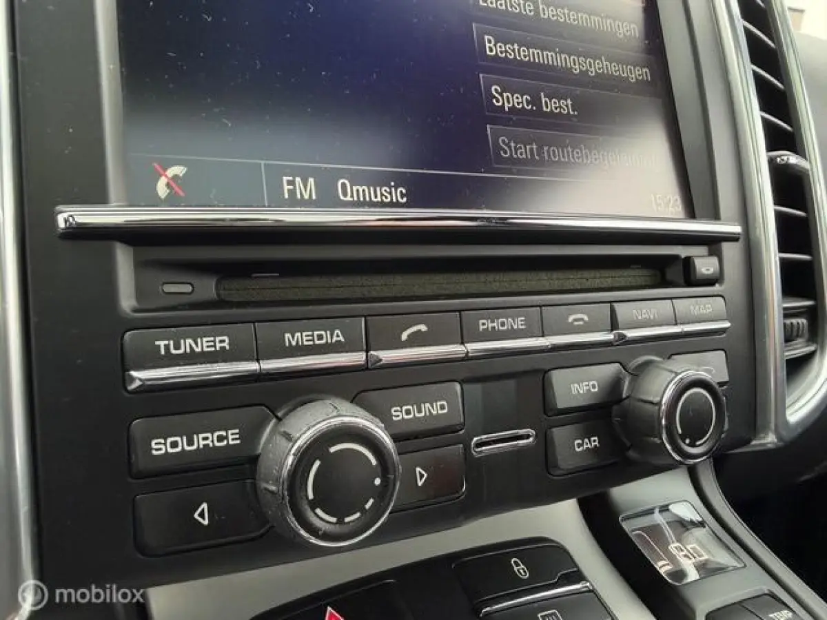 4.8 GTS Pano-Burmeister-Alcantara-NL-Auto