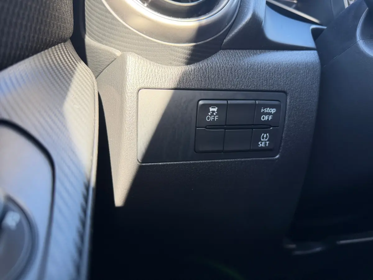 1.5 Skyactiv-G- Carplay, Android Auto, Navigatie, Park Assist, Airco