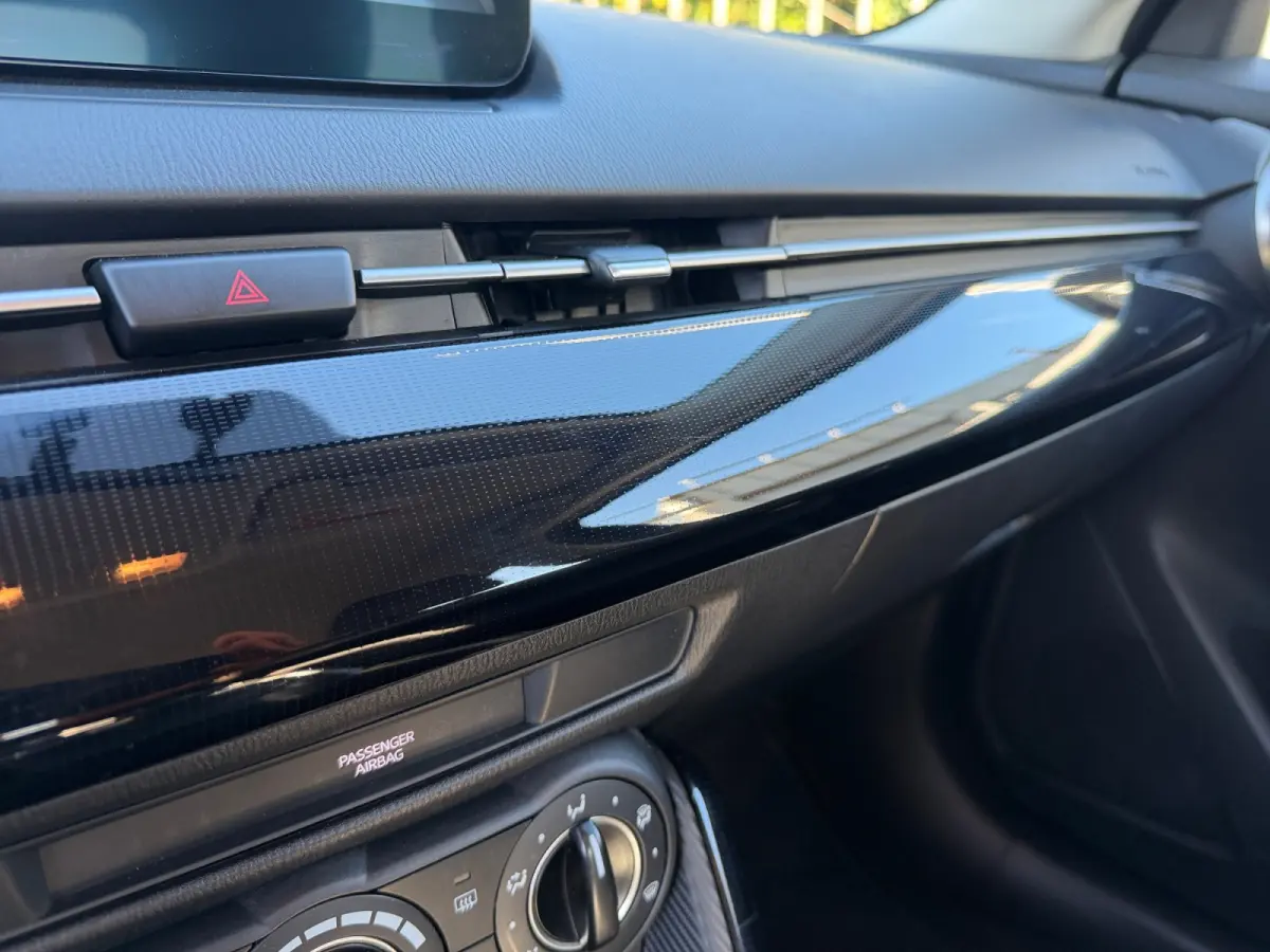 1.5 Skyactiv-G- Carplay, Android Auto, Navigatie, Park Assist, Airco