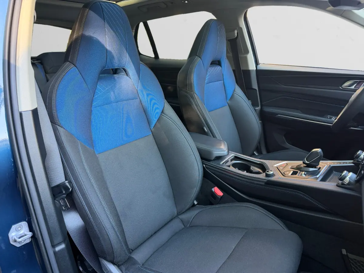 1.5 Nap 49dkm, Panoramadak, 360 Camera, Sfeerverlichting, Carplay, Android Auto