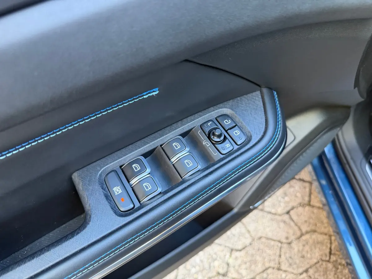 1.5 Nap 49dkm, Panoramadak, 360 Camera, Sfeerverlichting, Carplay, Android Auto