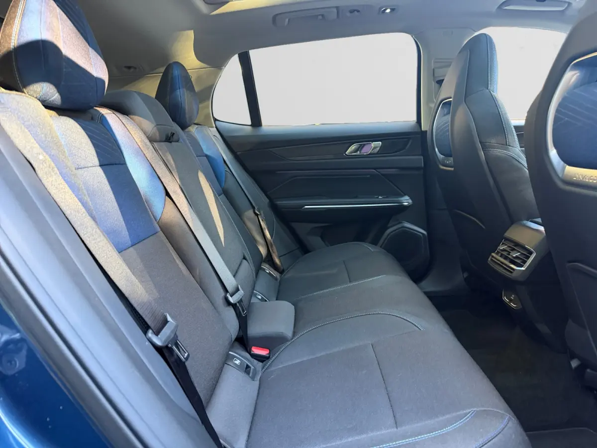 1.5 Nap 49dkm, Panoramadak, 360 Camera, Sfeerverlichting, Carplay, Android Auto
