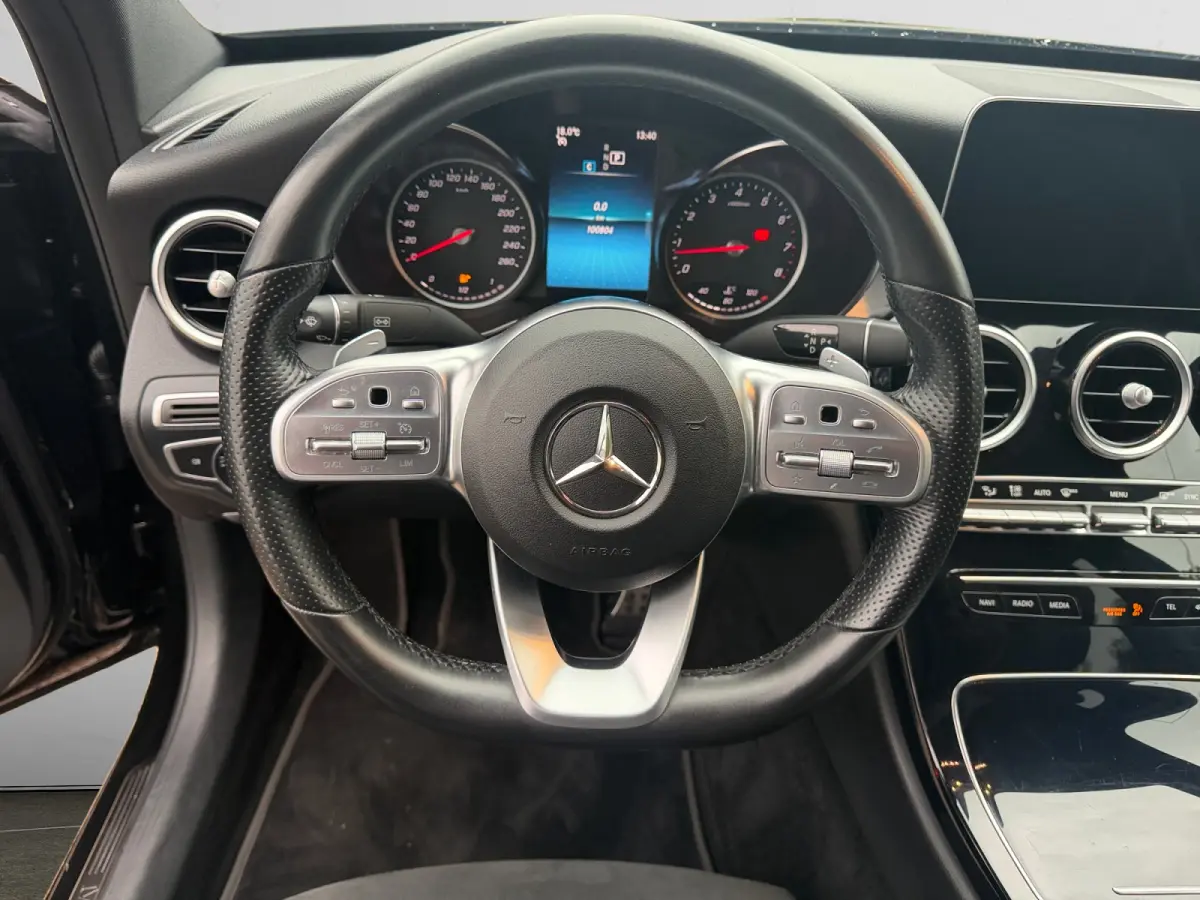 180 Sedan AMG Night Edition Aut- Camera, Keyless, Xenon Led, Burmester, Dynamic select