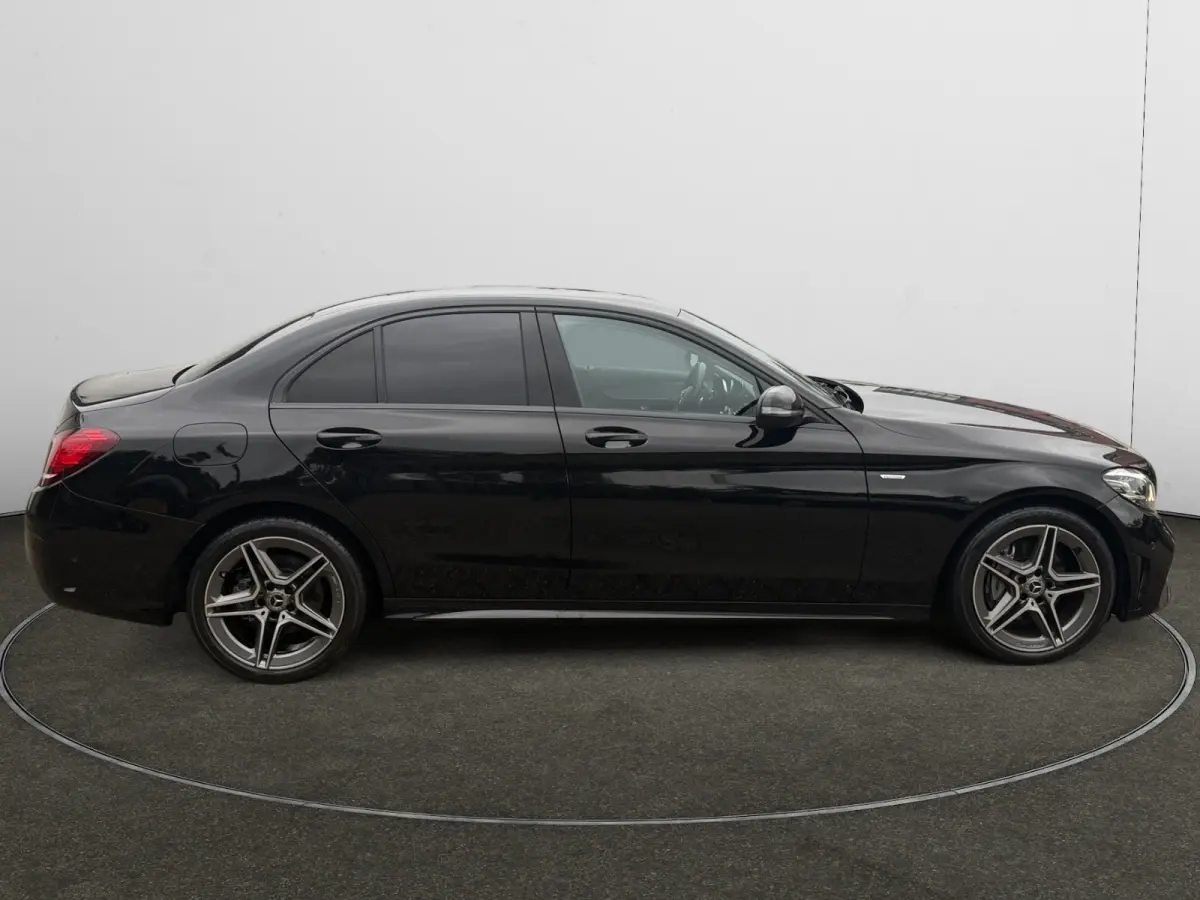 180 Sedan AMG Night Edition Aut- Camera, Keyless, Xenon Led, Burmester, Dynamic select