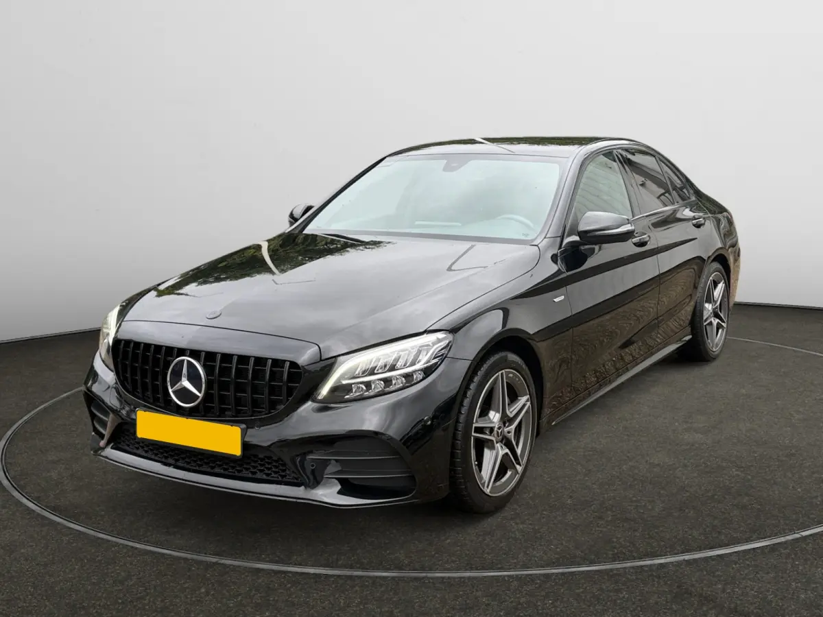 180 Sedan AMG Night Edition Aut- Camera, Keyless, Xenon Led, Burmester, Dynamic select