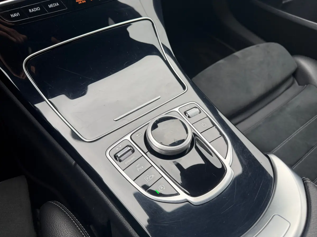 180 Sedan AMG Night Edition Aut- Camera, Keyless, Xenon Led, Burmester, Dynamic select