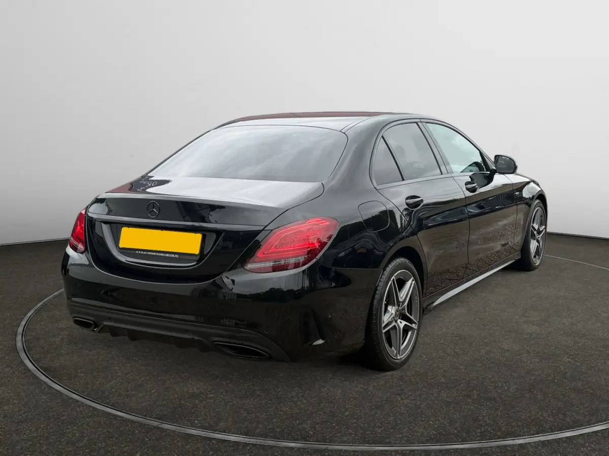180 Sedan AMG Night Edition Aut- Camera, Keyless, Xenon Led, Burmester, Dynamic select