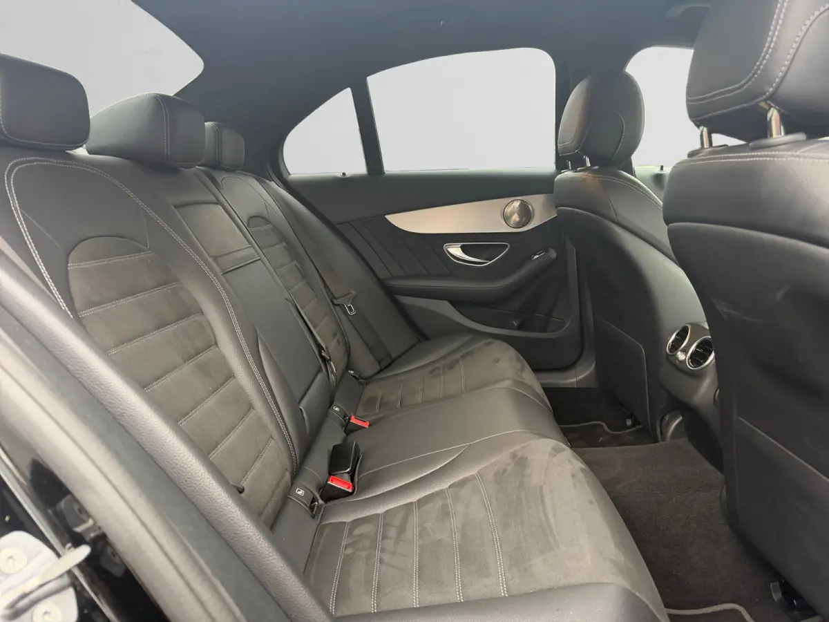 180 Sedan AMG Night Edition Aut- Camera, Keyless, Xenon Led, Burmester, Dynamic select