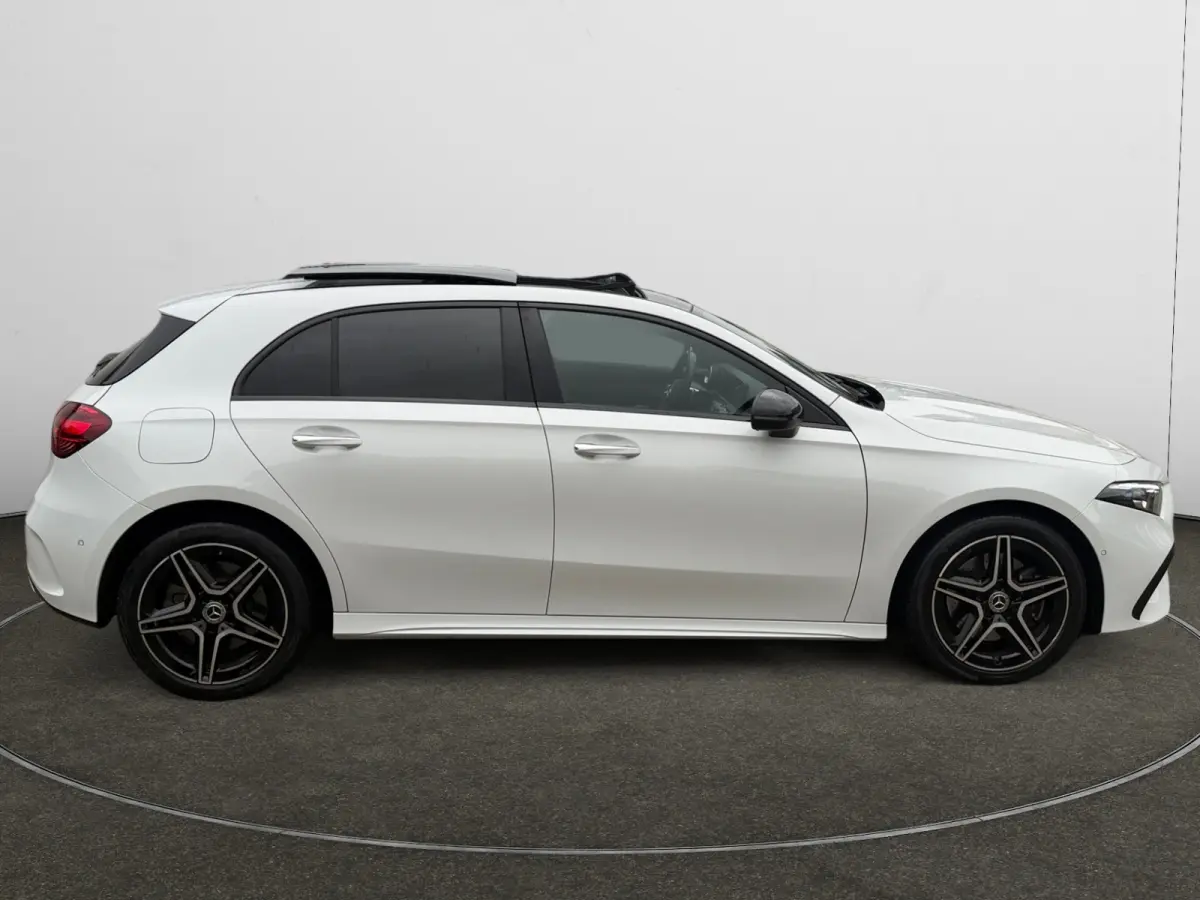 250 e AMG Line Aut- Nieuw Model, Panoramadak, Multibeam Led, Sfeerverlichting, Trekhaak