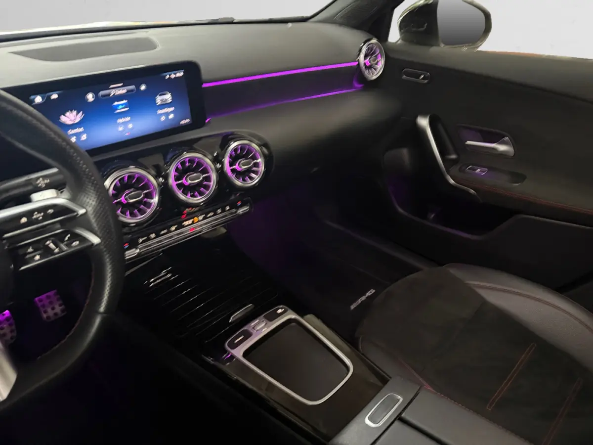 250 e AMG Line Aut- Nieuw Model, Panoramadak, Multibeam Led, Sfeerverlichting, Trekhaak