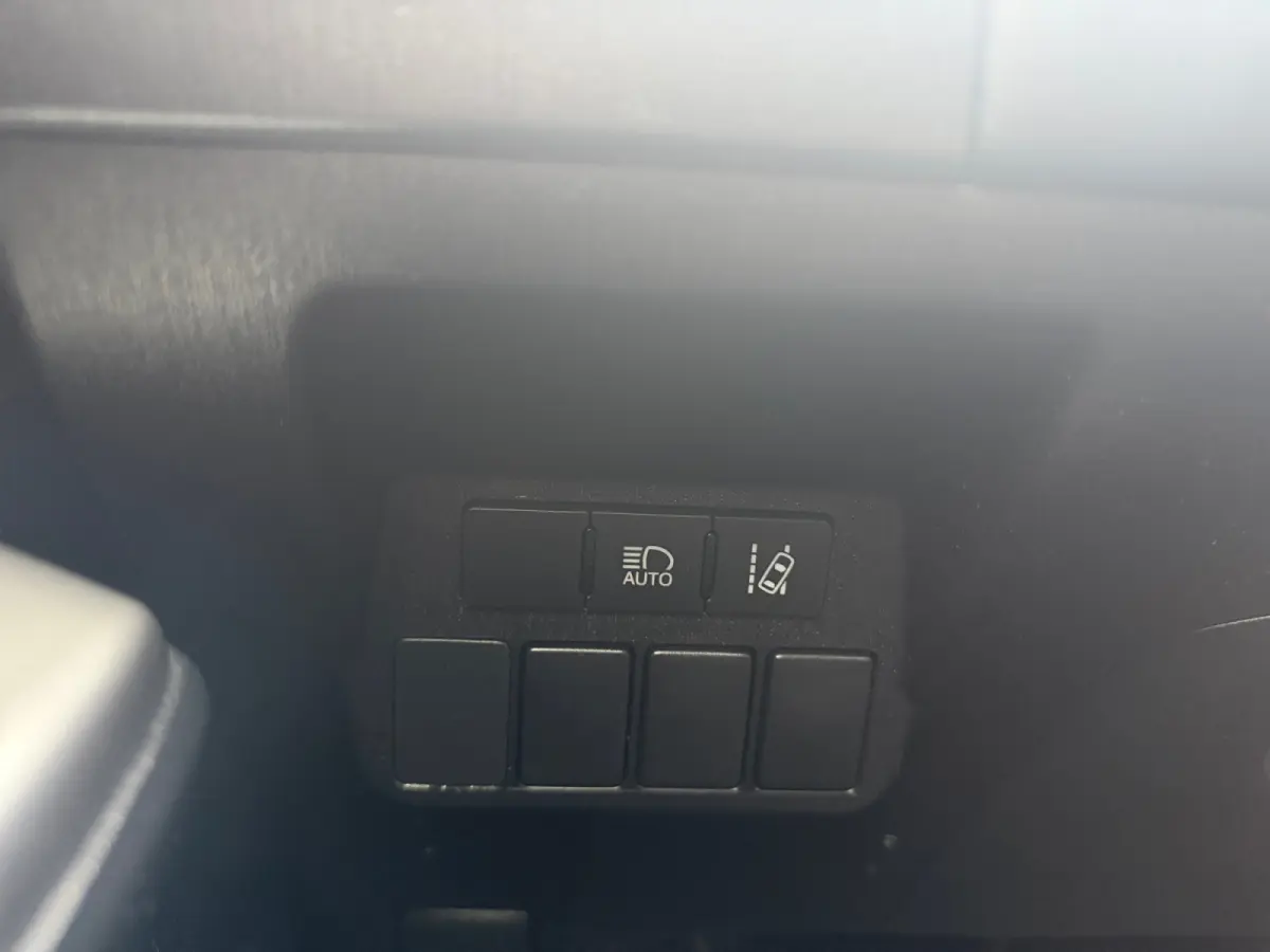 1.8 Active 7 Pers Aut- Trekhaak, Camera, Navigatie, Lane Assist, Led