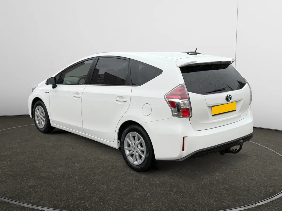 1.8 Active 7 Pers Aut- Trekhaak, Camera, Navigatie, Lane Assist, Led