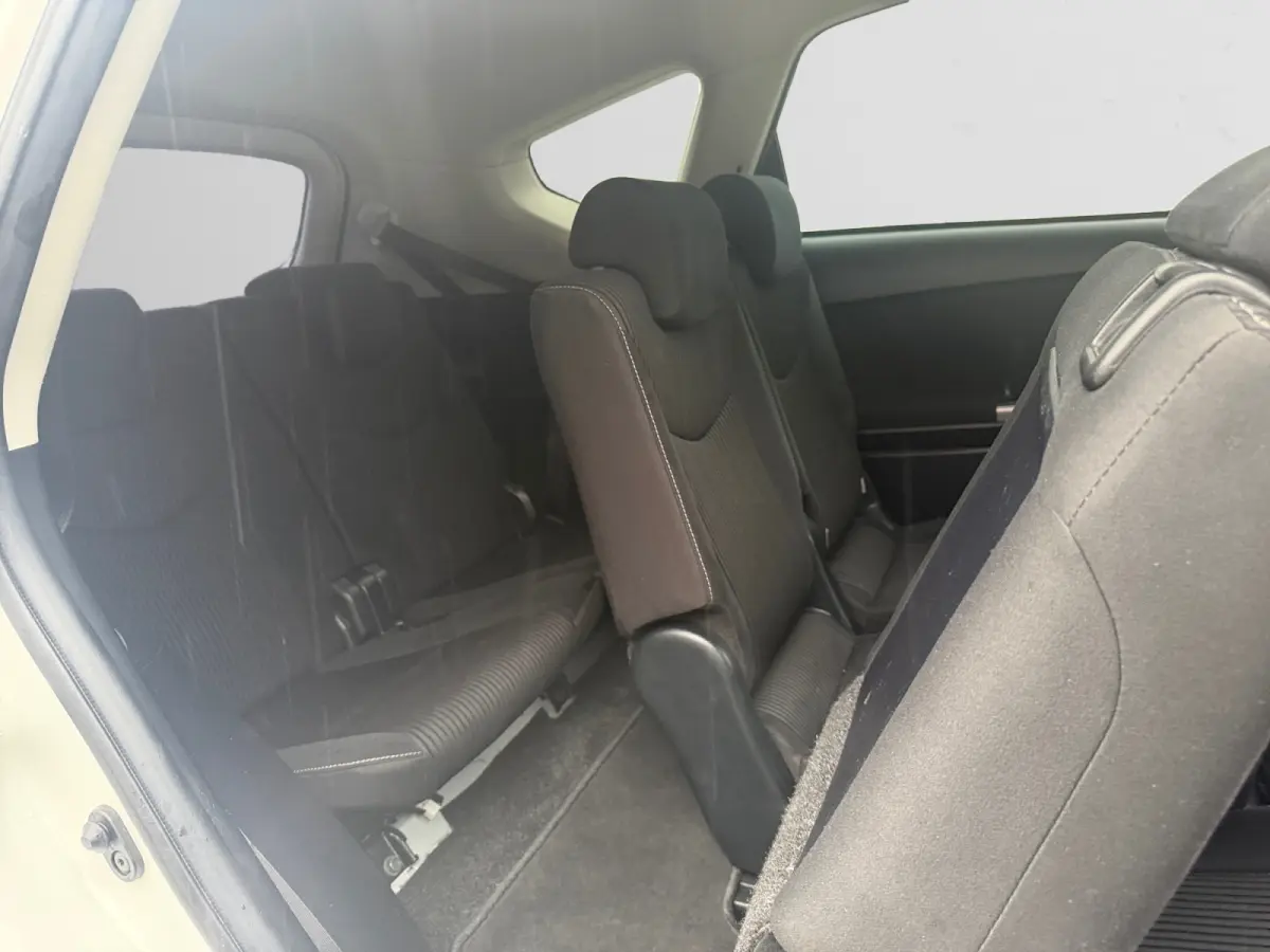 1.8 Active 7 Pers Aut- Trekhaak, Camera, Navigatie, Lane Assist, Led