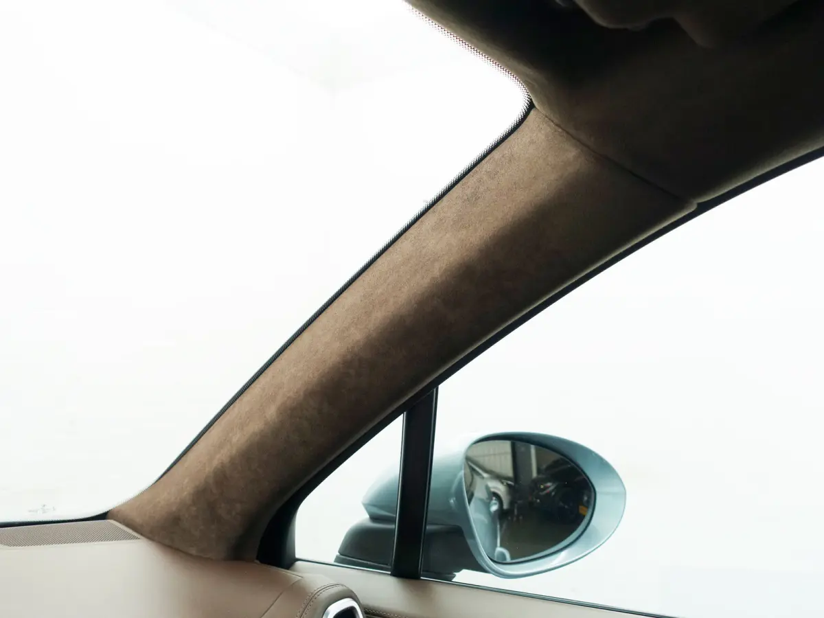 3.0 E-Hybrid Sport Design- Sport Chrono, Soft Close, Head Up, Alcantara Afwerking, Panoramadak, Keyless