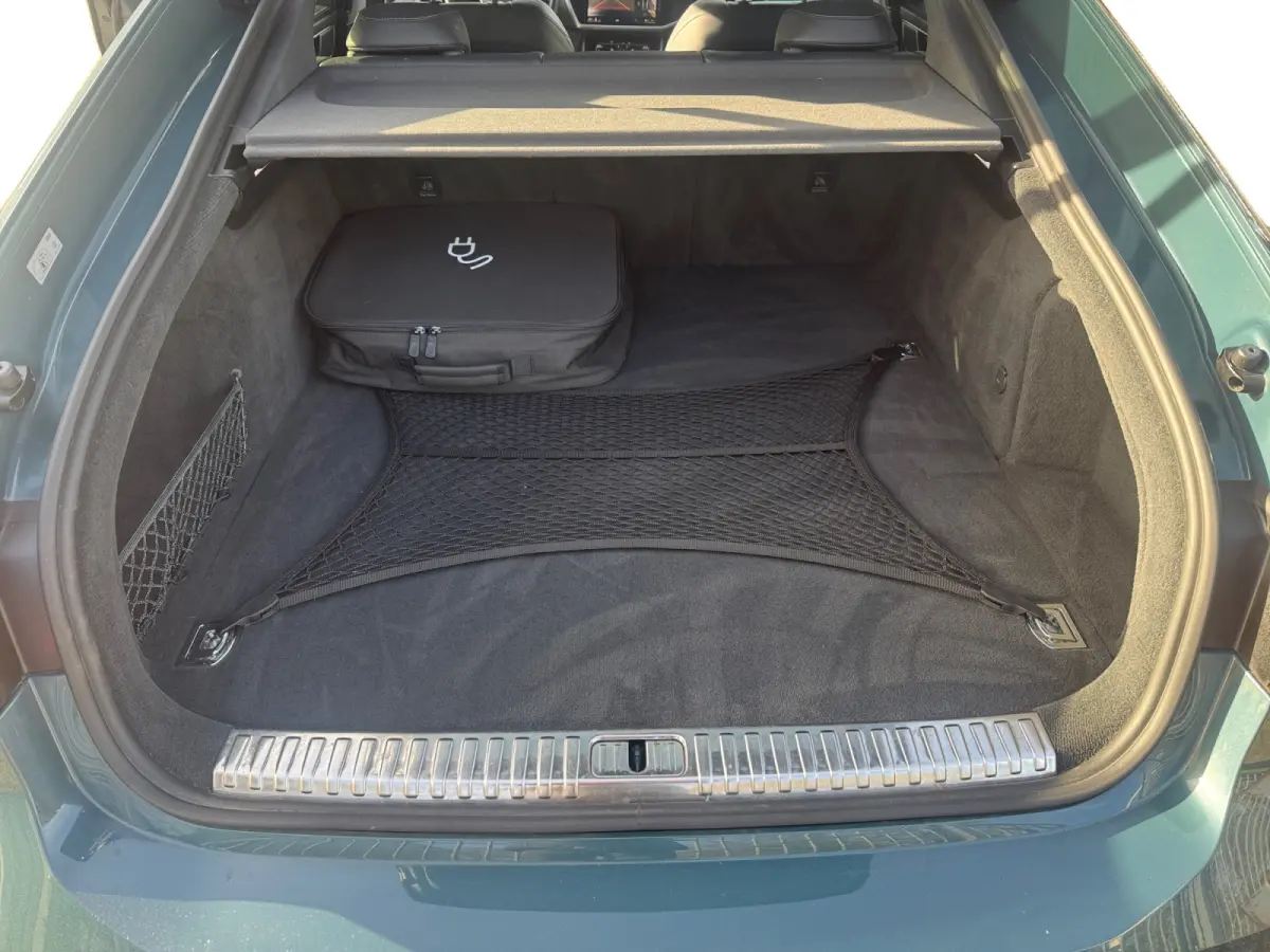 55 TFSI e quattro Competition Carplay, Panoramadak, Stoelmassage, Leer, Camera
