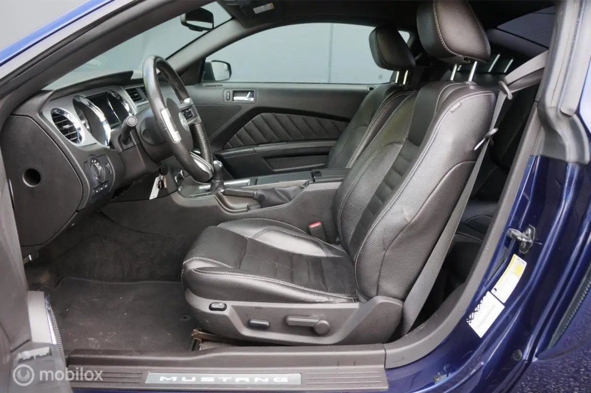 USA 5.0 V8 GT Premium Manual Coyote Shaker Tof!