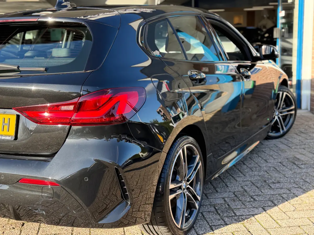118i Executive Edition 2020 AUT NAVI NAP 1e Eig!