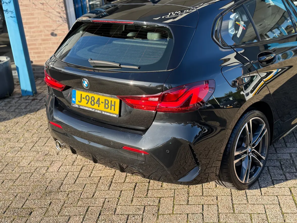 118i Executive Edition 2020 AUT NAVI NAP 1e Eig!