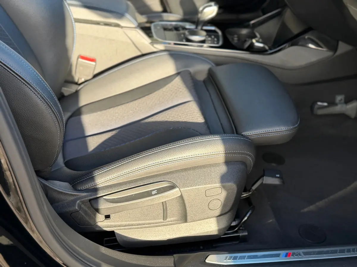 118i Executive Edition 2020 AUT NAVI NAP 1e Eig!
