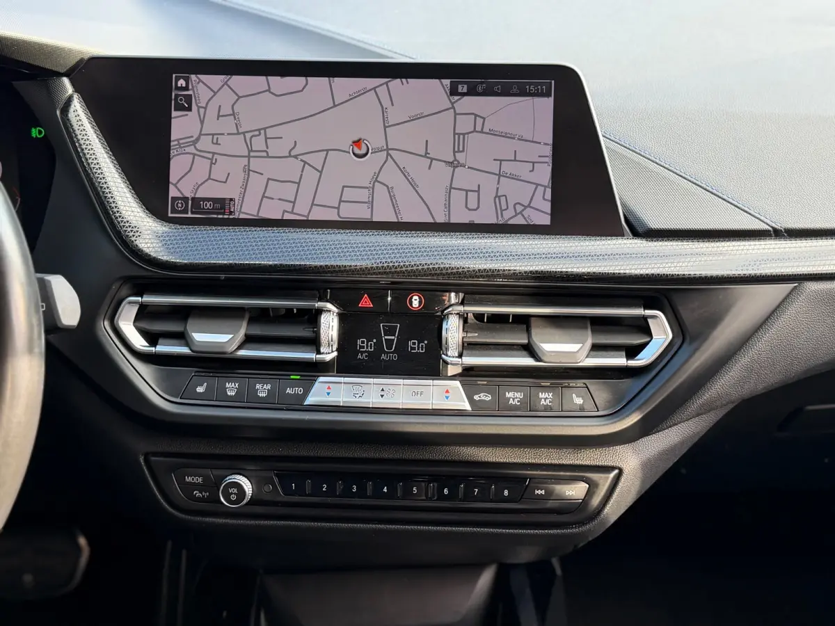 118i Executive Edition 2020 AUT NAVI NAP 1e Eig!