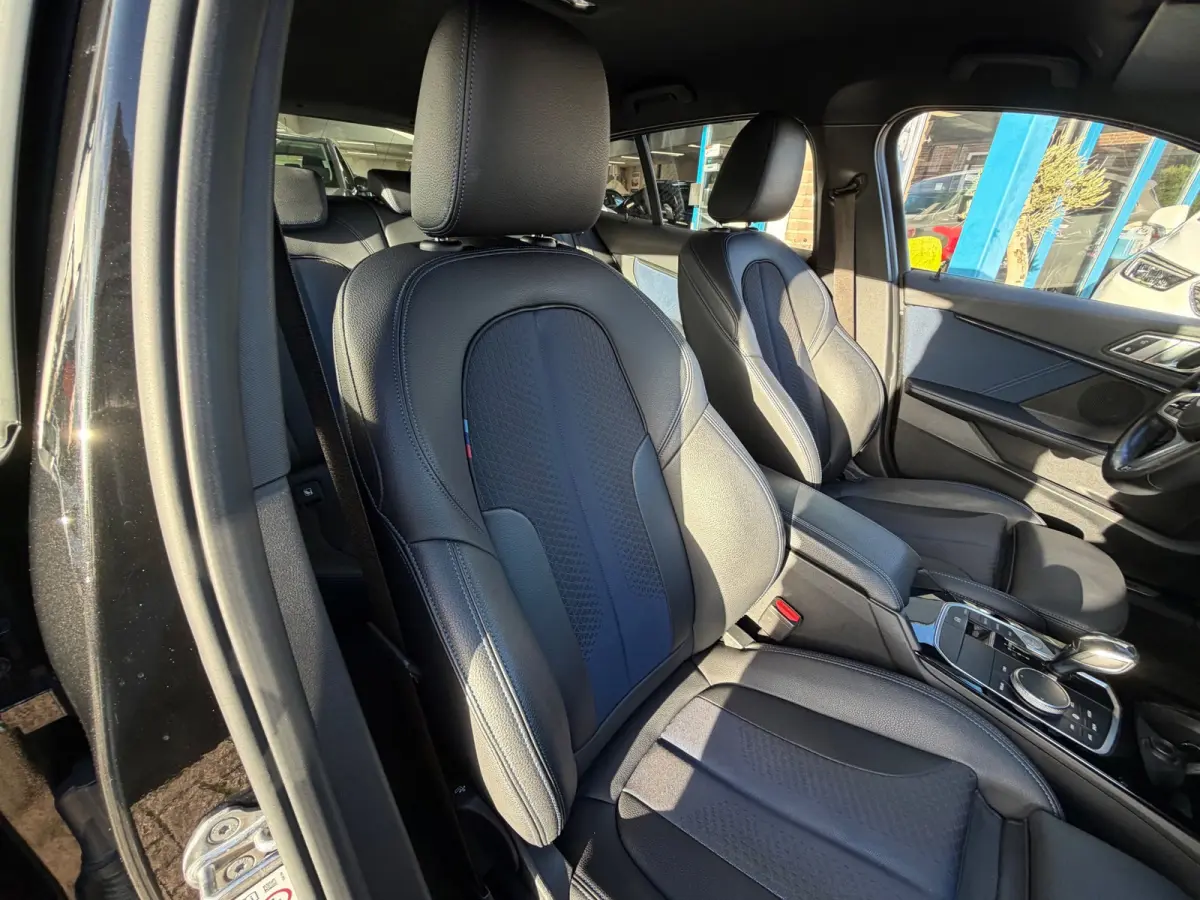 118i Executive Edition 2020 AUT NAVI NAP 1e Eig!