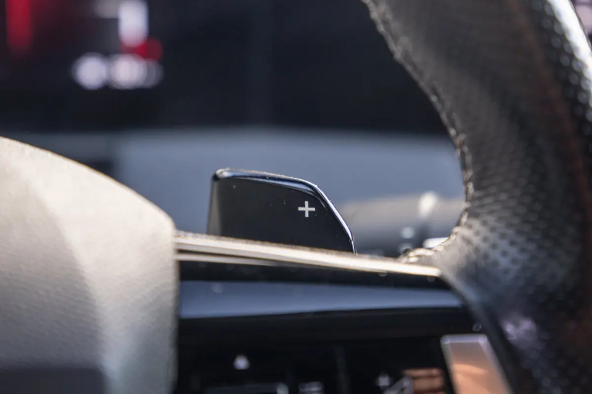 1.6 Hybrid Elegance